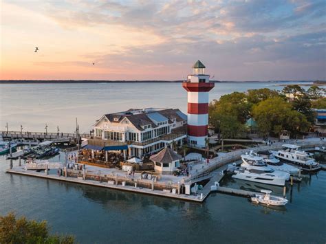 Quarterdeck hilton head - Actor Bill Murray was spotted in an area where many folks around South Carolina vacation. Murray dined at the Quarterdeck restaurant at Hilton Head's Sea Pines Resort restaurant and even took ...